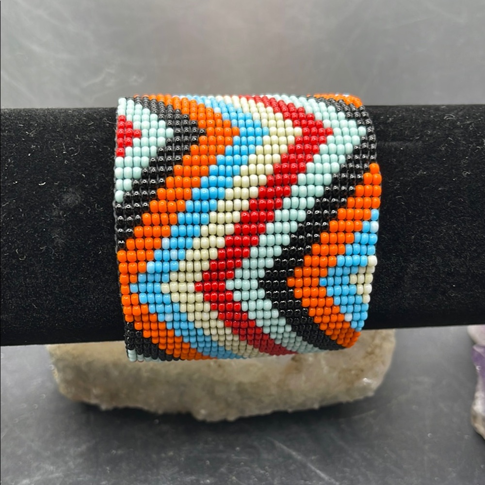 04.30.25_9 Colorful Beaded Chevron Bracelet